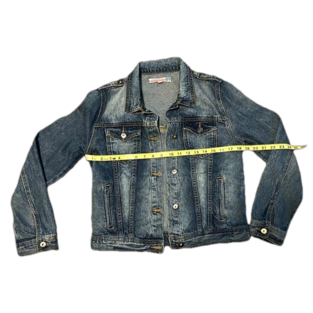 Jean Jacket with Fringe on Back - Picture 4 of 6